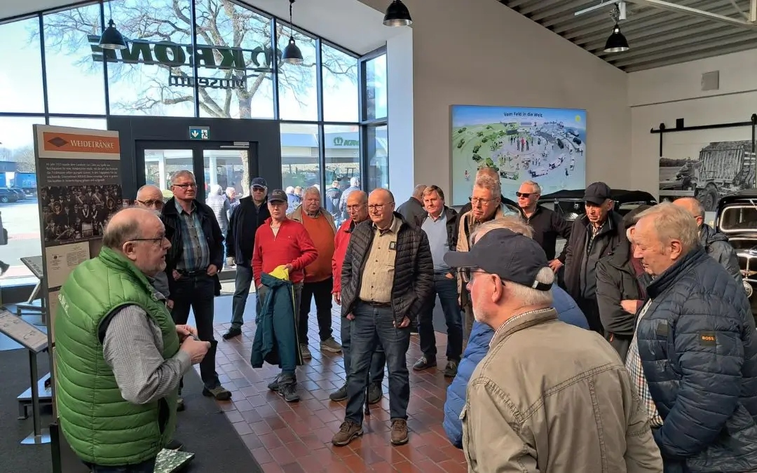 Ü60-Männer im Krone Museum